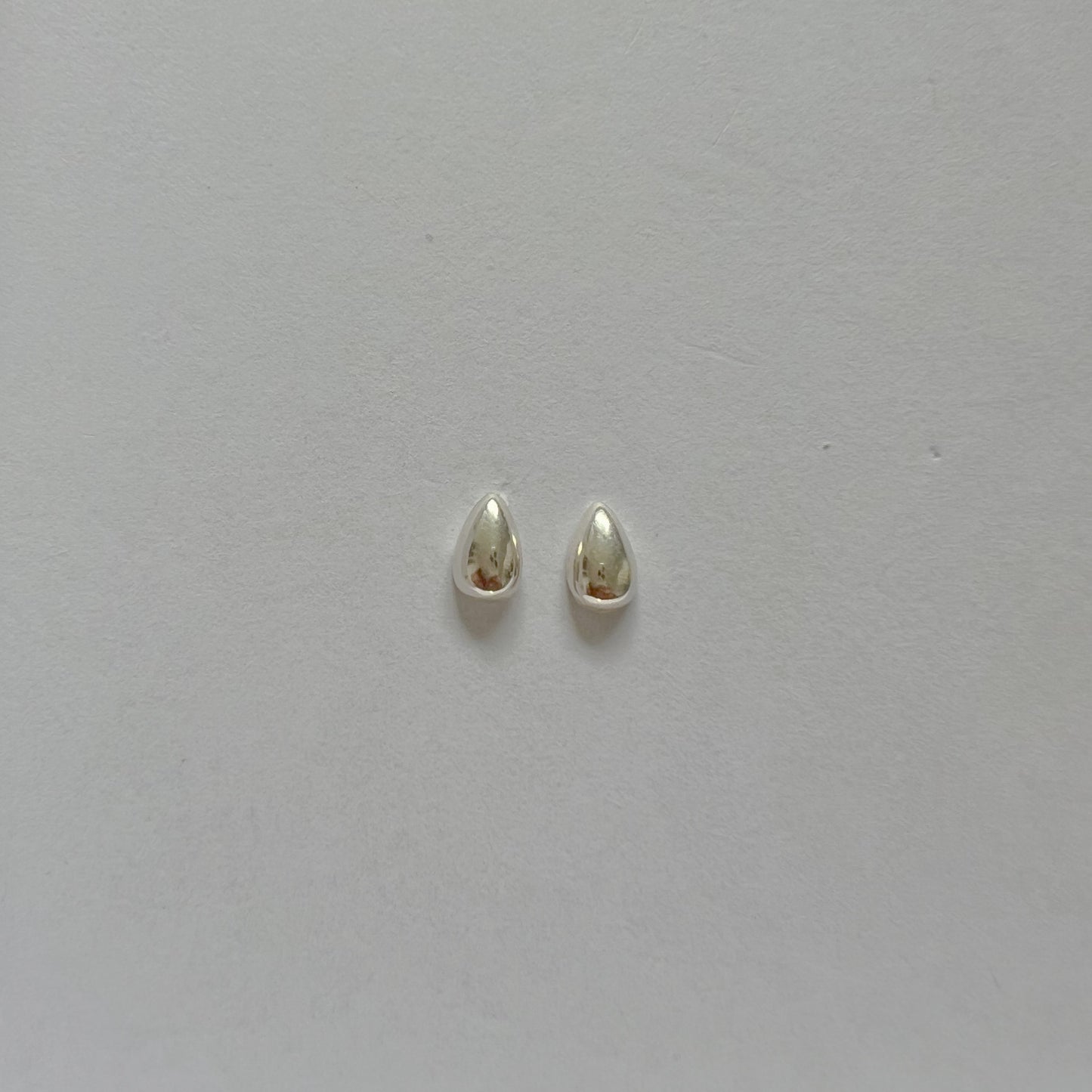 Mercury Studs